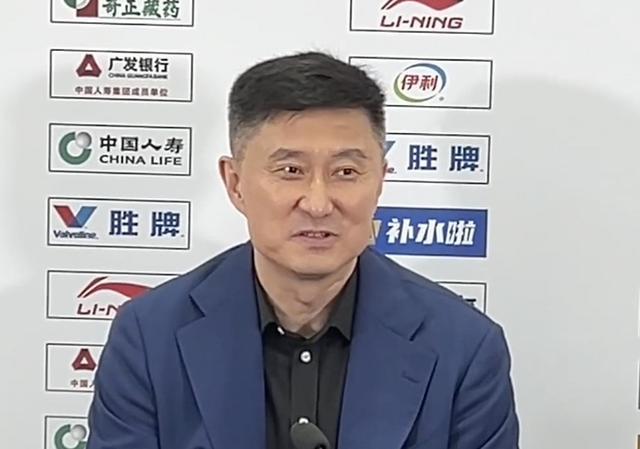 PP电子娱乐官网-是否感到遗憾?杜锋:拿不了冠军就遗憾么,我们有11个总冠军